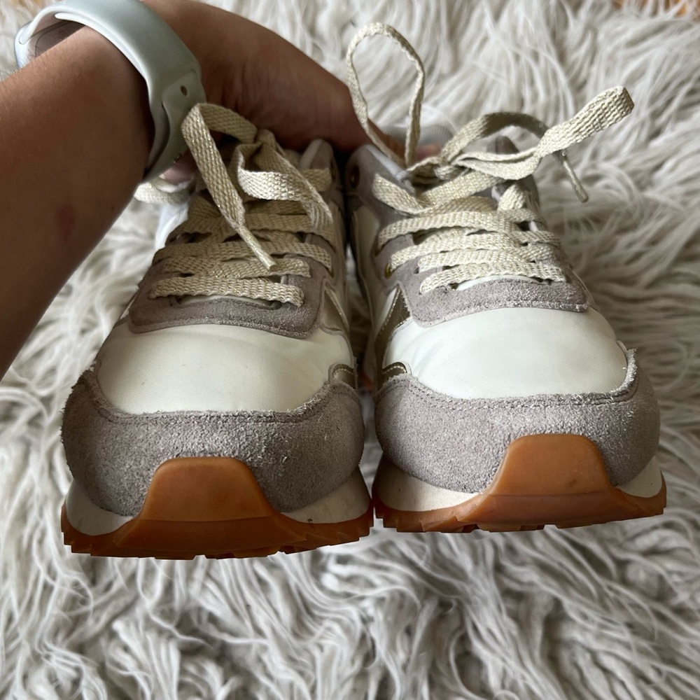 W6YZ Just Say Wizz Platform Metallic Silver Suede Low Top Lace Up Sneaker Sz 7.5 - Picture 5 of 10